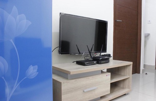 Bandung Kulon Apartment | Private & Relaxing 2BR at Sudirman Suites Apartment By Travelio