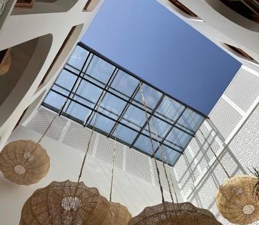 Riad Zitoun Jdid House | Private Riad Loulou Zitoun - rooftops - 2 pools - 4 rooms
