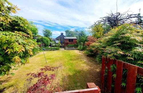 Dunblane House | Private Room in Beautiful Village