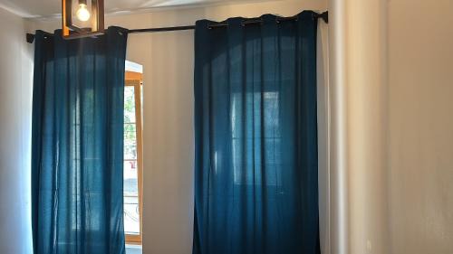 Vevey Apartment | Private Room in Central Vevey Shared Kitchen & Bathroom
