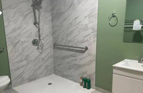 Hato Rey Central Apartment | Private Room Near Coliseo De PR Perfect For 2!!