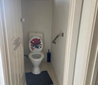Albanvale House | Private Room Near Melbourne Airport