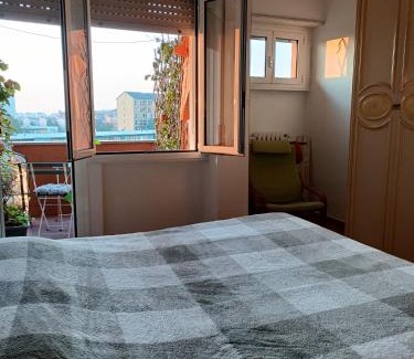 Lorenteggio House | Private room Talika - Apartment shared with the Host