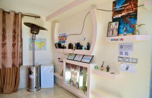 Karak Governorate House | private room with cultural experience and great landscapes