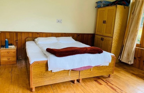 Vashist Bed & Breakfast | Private room with Mountain View and private litchen