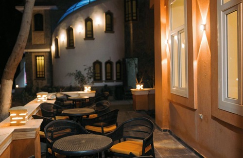 Kafrat al Jabal Apartment | Private rooms in a historic family home