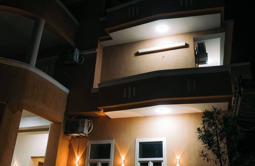 Kafrat al Jabal Apartment | Private rooms in a historic family home