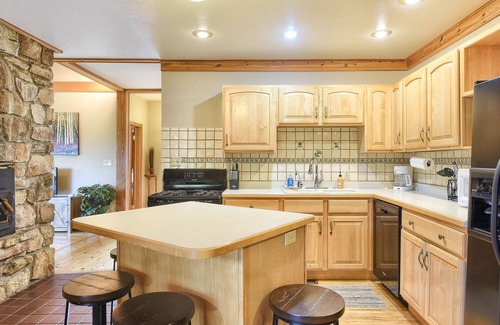 Deadwood Cabin | Private, Secluded Location on 14 Acres - Easy Access to Surrounding Sites
