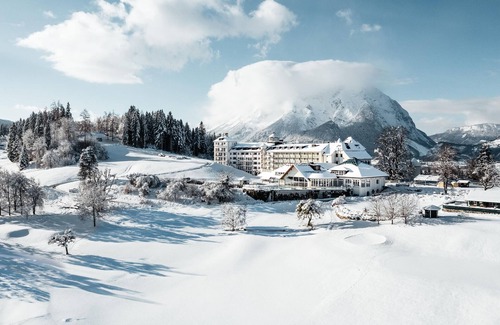 Gatschen House | Private SPA Suite, balcony (half board) - IMLAUER Hotel Schloss Pichlarn