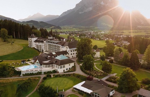 Gatschen House | Private SPA Suite, balcony (half board) - IMLAUER Hotel Schloss Pichlarn