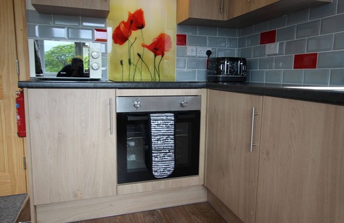Redruth House | Private spacious house 5 mins by car to the beach