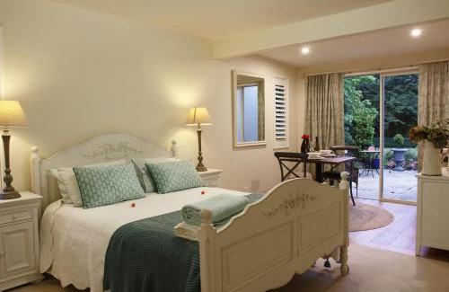 Hope Apartment | Private studio on Judi's Vineyard
