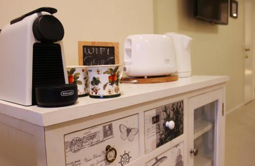 Hope Apartment | Private studio on Judi's Vineyard