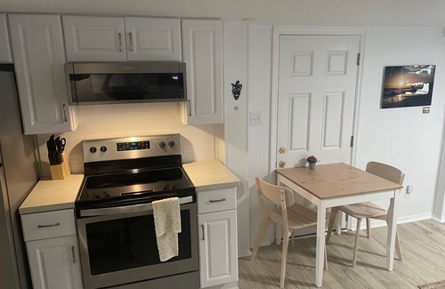 Colington Apartment | Private Studio in ♡ of KDH.