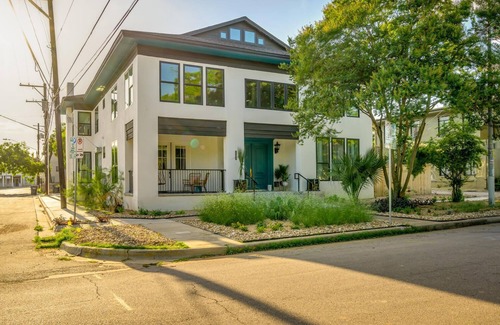 West End Apartment | Private Suite in Historic Austin B&b: Sleeps 4!