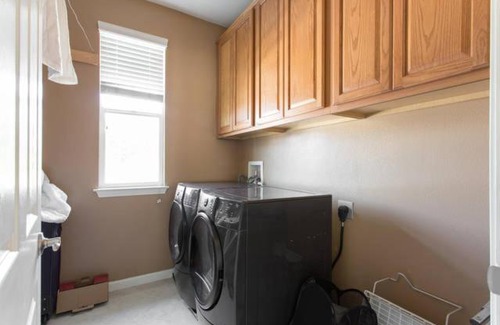 San Jose House | Private Sunny Home 4BR Gr8 cntrl loc Garage kitchn Byard