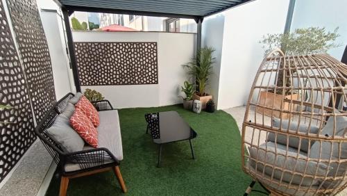 Centro / Baixa Apartment | Private Terrace at Flores Street