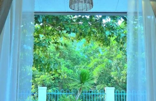 Hoi An City Centre House | Private Three-bedroom House in Cham Island Hoi An