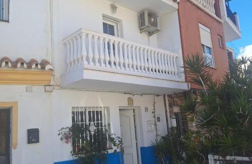 El Palo House | Private townhouse with roof terrace close to the beach
