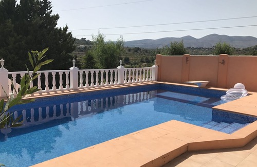 Empedrola Villa | Private, tranquil Villa Pandora in Calpe within easy reach of town and beaches