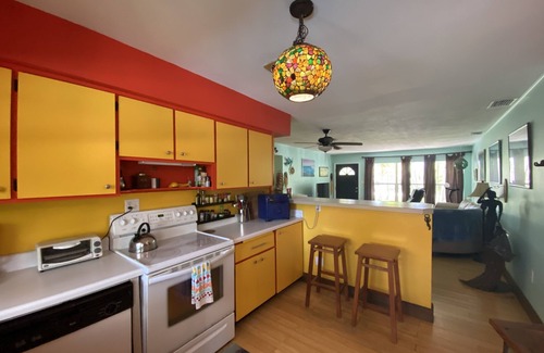 Cocoa Isles House | Private Tropical Paradise with new pool and massage chair
