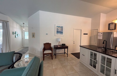 Sebastian Highlands House | Private, Tropical, Treasure Coast Retreat close to Riverfront and to the beach!