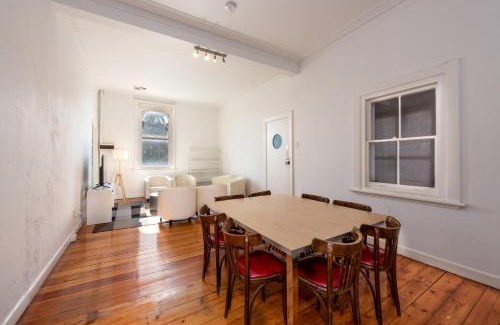 Fitzroy North Hotel | Private Unit in Heritage Building in Fitzroy North