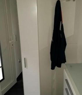 Weisenau Apartment | Private Unterkunft Askinartar