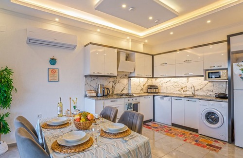 Uzumlu Villa | Private villa-heated pool Kalkan Villas honeymooners & couples friendly
