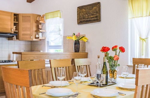 Prolozac House | Private Villa with private pool, hot tub, WIFI, A/C, TV, terrace, pets allowed, panoramic view