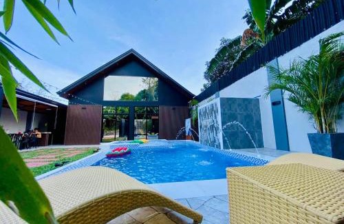 Rizal Province Villa | Private Villa in Rizal with Mountain View