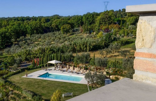 Iano Villa | Private Villa with A/C, private pool, WIFI, TV, terrace, panoramic view, close to San Gimignano