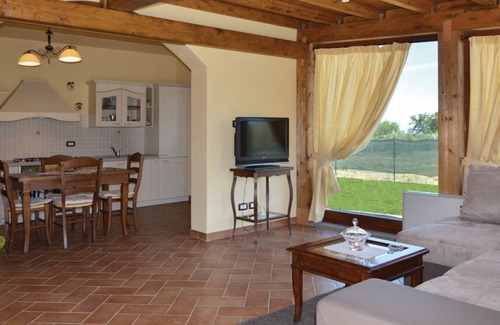 Ferretto Villa | Private Villa with A/C, WIFI, private pool, TV, pets allowed, panoramic view, close to Cortona