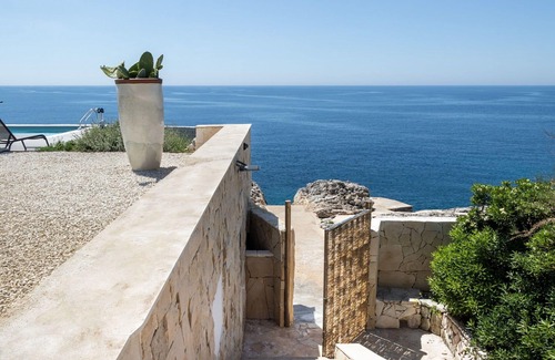 Plemmirio Villa | Private Villa with A/C, WIFI, private pool, TV, patio, panoramic view, parking, close to Syracuse