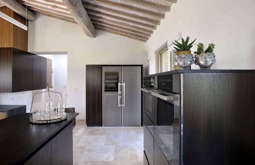 Volterra Villa | Private Villa with hot tub, A/C, WIFI, private pool, patio, pets allowed, close to San Gimignano