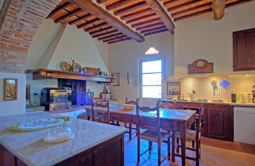 Camaiore Villa | Private Villa with hot tub, WIFI, A/C, private pool, TV, patio, panoramic view, close to Viareggio
