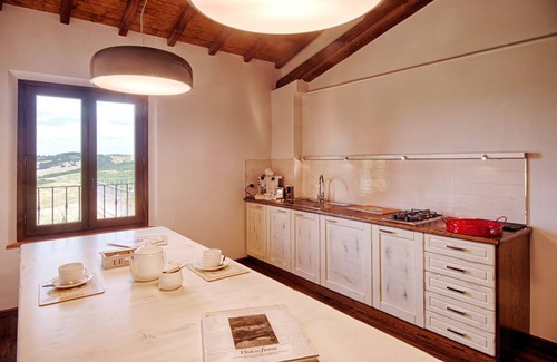 Castelfiorentino Villa | Private Villa with private pool, WIFI, hot tub, sauna, TV, terrace, panoramic view, parking