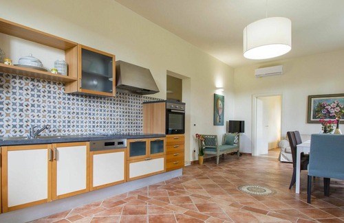 Certaldo House | Private Villa with private pool, A/C, WIFI, TV, patio, pets allowed, panoramic view, parking