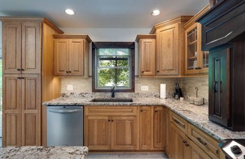 Cadiz House | PRIVATE WATERFRONT DOCK, CANOES, GAME ROOOM, FIREPIT, LILYPADnAll this and more!