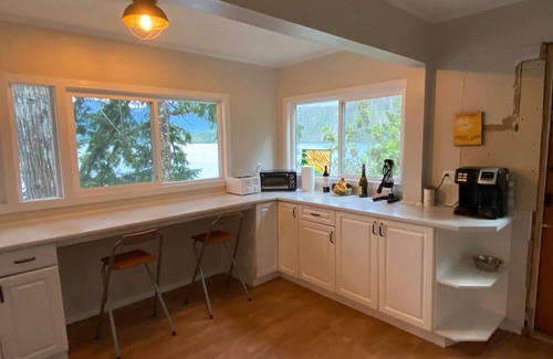 Sproat Lake Cottage | Private Waterfront Lakehouse on Sproat Lake. nQuiet and Serene, Easy Access.