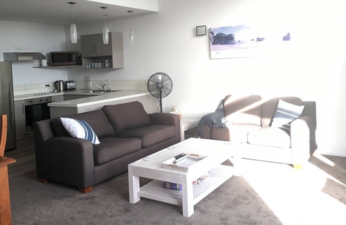 Whitianga Apartment | Privately owned Apartment in Oceans Resort. Perfect for families and couples.