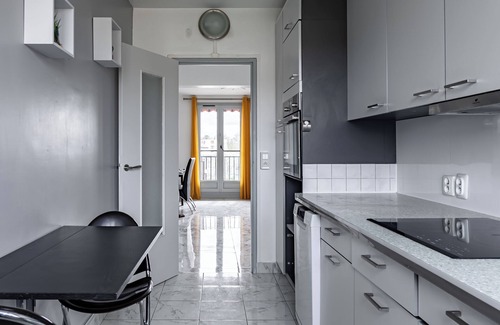 Neuilly-sur-Marne Apartment | Proche Paris et Disney, Chambre Moderne Dans Lumineux Appartement Refait à Neuf