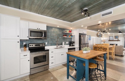 Kill Devil Hills Condo | Professionally Designed Oasis, Budget & Pup Friendly, Walk-in Shower, Pools!