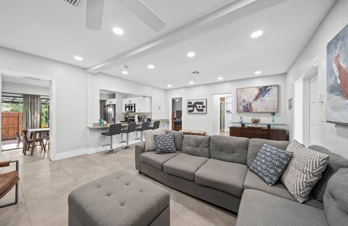Lake Ridge Apartment | Progresso Apartments & Homes by Lowkl