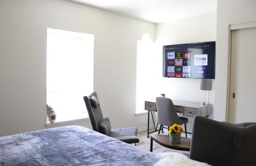 Downtown Apartment | Promenade Studio