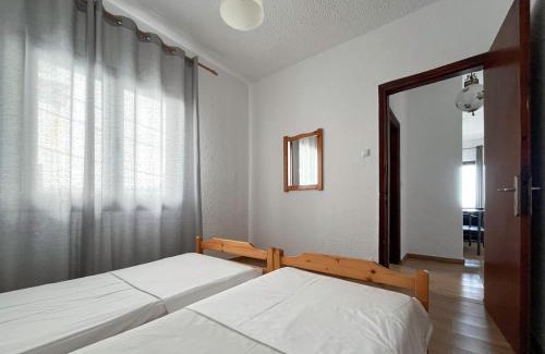 Polichrono Apartment | PROPERSTAY 105 - Seastep Flat Polychrono