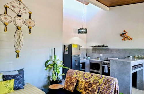 Hatillo House | Property for 14 People w/AC, WiFi- 5 Mins to Beach-30 Mins. to National Park