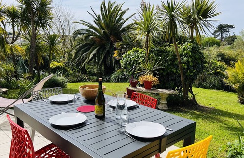 Coatroual Villa | Propriété - Jardin Exotique en Bordure de L'océan