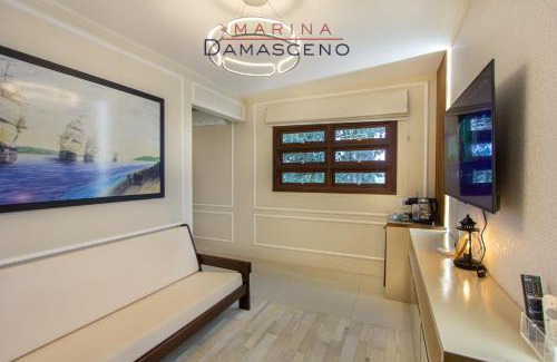 Passo de Torres Apartment | Propriedade inteira - duas suítes, pavilhão e espaço externo