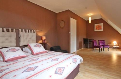 Theix-Noyalo House | Propriete de 2 chambres avec piscine partagee terrasse et wifi a Theix
